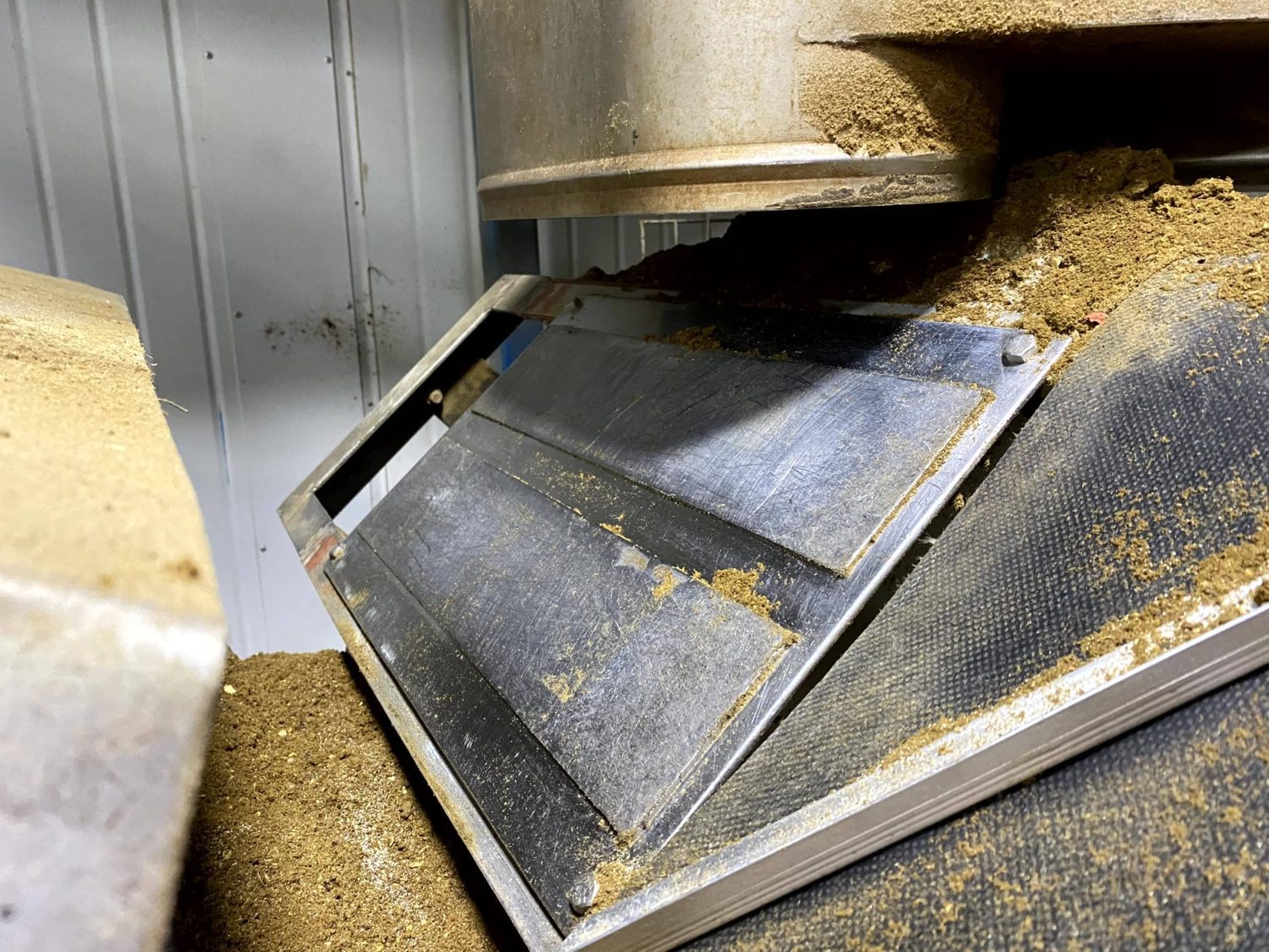 underflow plate 5 scaled 1