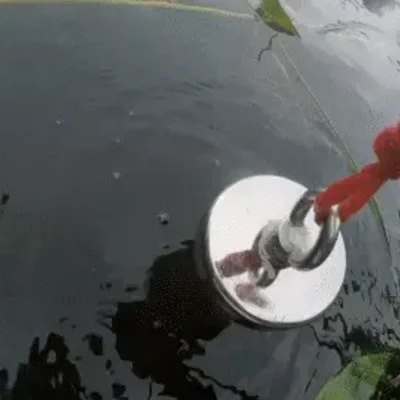Magnet Fishing